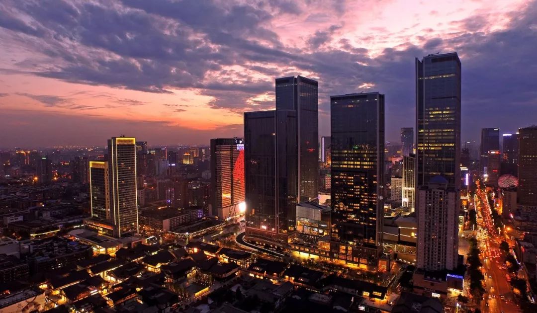 四川，美食、友情与家的温馨日常故事