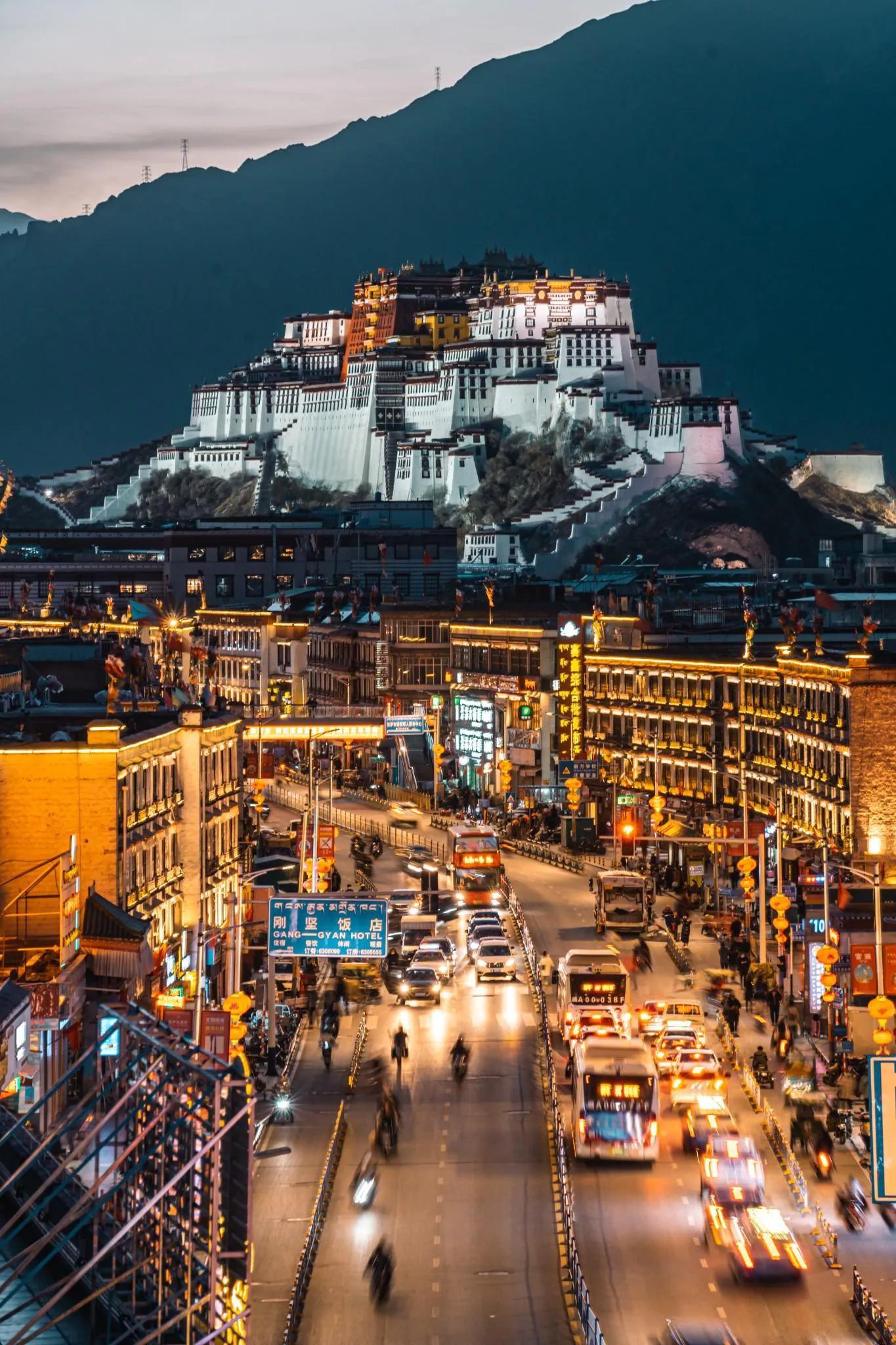 西藏，神秘高原的彩虹世界🌈